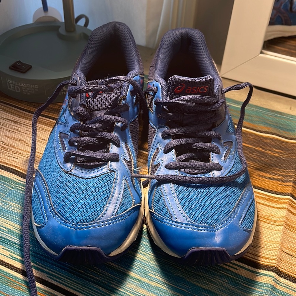 Kids shoes